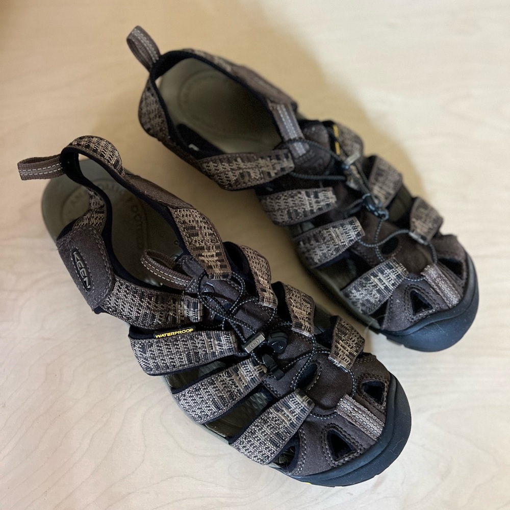 Keen Mens Clearwater CNX 1016293 Drawstring Brown Hiking Sandals Size US 13